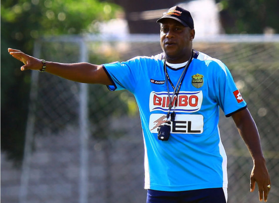Medford: 'Les temo a algunos árbitros hondureños”